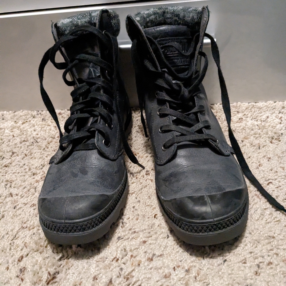 Palladium pampa cuff